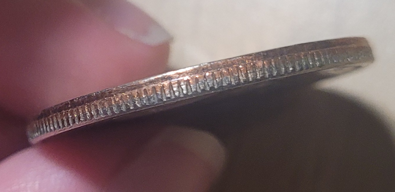 1972-D-Kennedy-Half-Dollar-With-A-Ring-Around-Edge